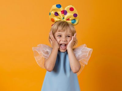 Menina vestida para Carnaval na Escola Educação Infantil