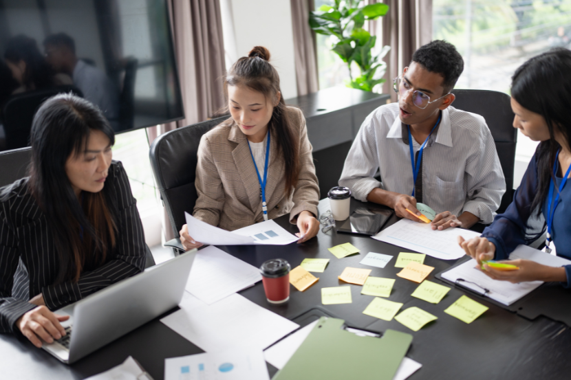 reunião de gestão escolar